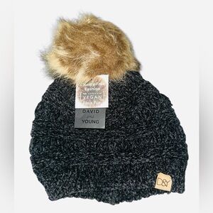 NWT David and Young Charcoal Knit Hat with Tan Faux Fur Pom